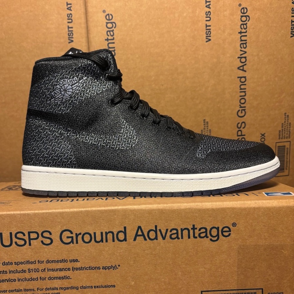 Men's Nike Air Jordan Ones sneakers MTM edition 11 Michael Jordan